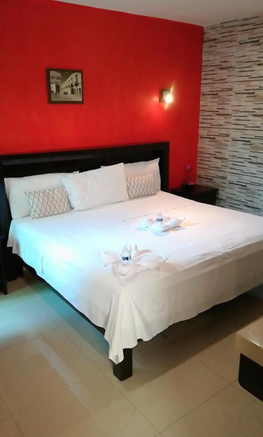Hotel Catedral كامبيش المظهر الخارجي الصورة
